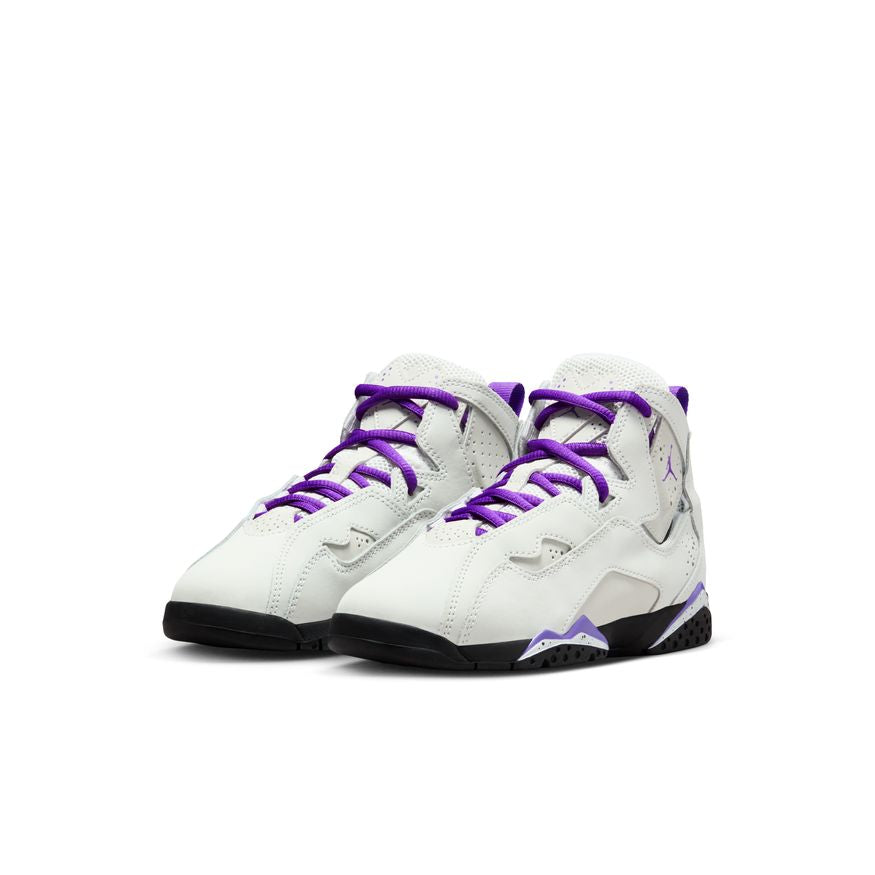 Jordan true flight on sale sneaker