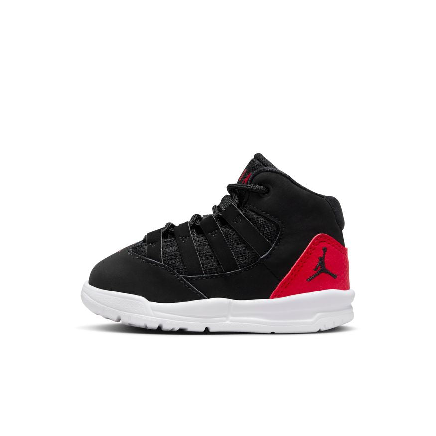 Jordan max aura hot sale black black