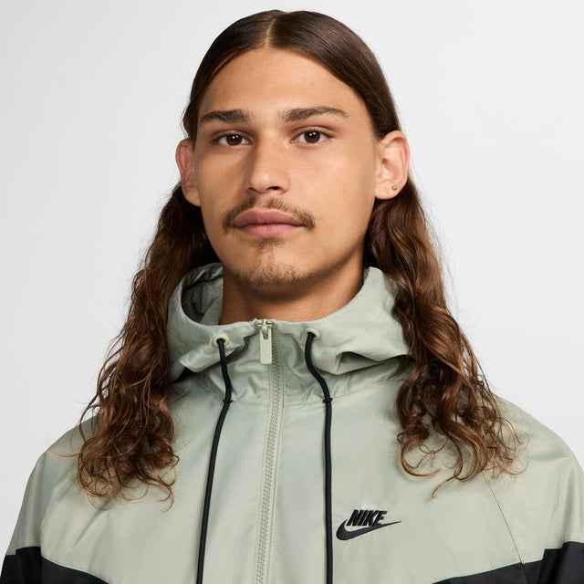 Buy NIKE Nike Sportswear Windrunner DA0001-018 Canada Online