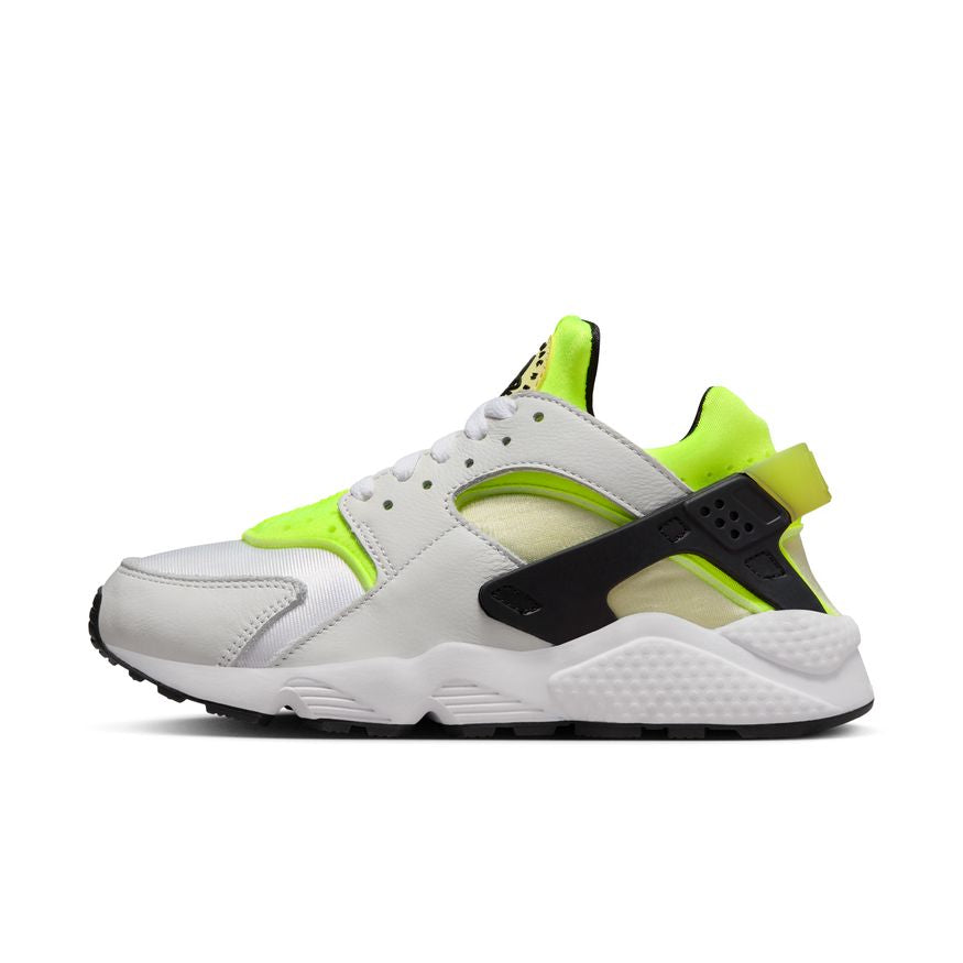 Nike huarache white online hotsell