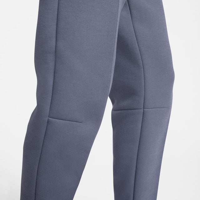 NIKE Sportswear Tech Fleece Pants FB8330 | Urbanstaroma