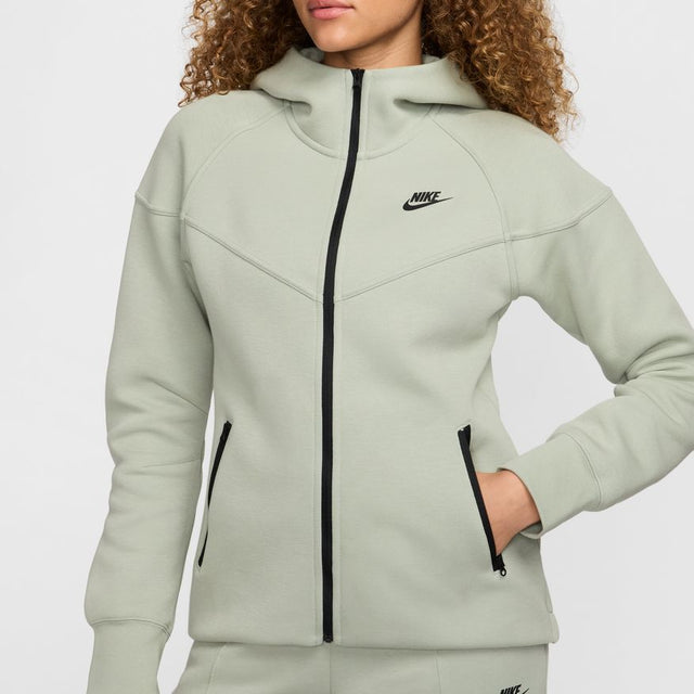 Buy NIKE Nike Sportswear Tech Fleece Windrunner FB8338-370 Canada Online