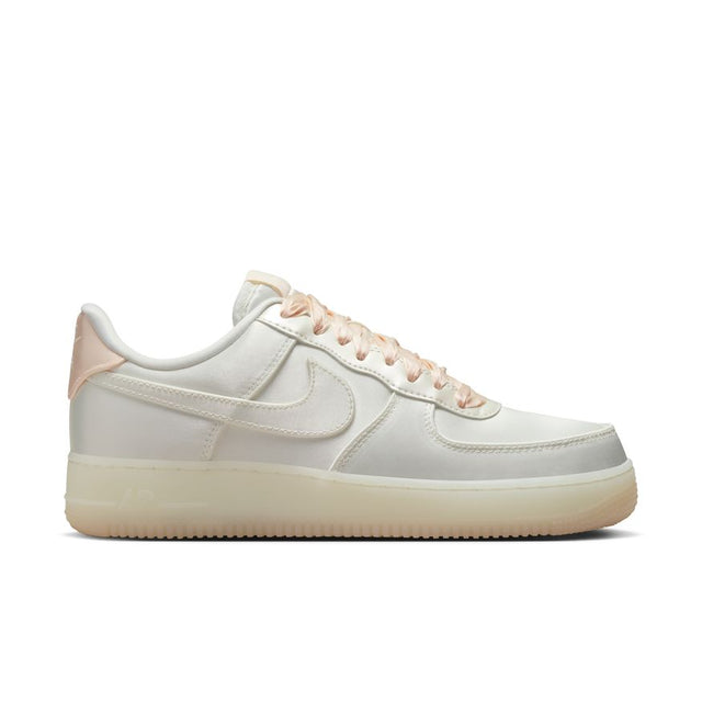 Buy NIKE Nike Air Force 1 ‚Äô07 LV8 HQ3762-133 Canada Online